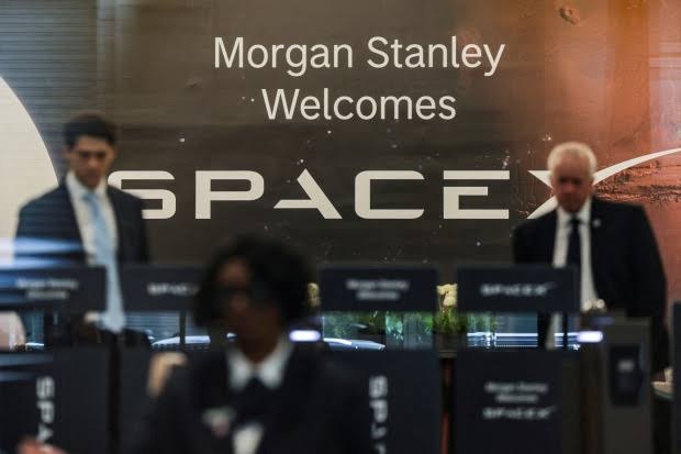 S&P 500 Won’t Change Rules for SpaceX