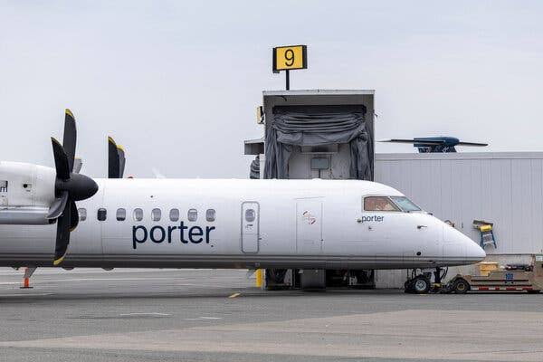 Flight Is Canceled After a Child Refuses to Be Seated
