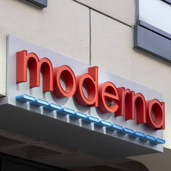 FDA advisory panel endorses Moderna mRNA flu vaccine that was subject of controversy