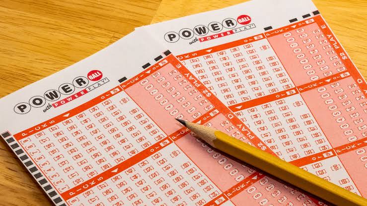 Georgian just one number away from winning $327M Powerball jackpot