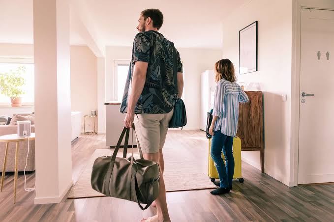 5 Things to Do Around Your Home Before Leaving on Vacation, According to Travel and Home Experts