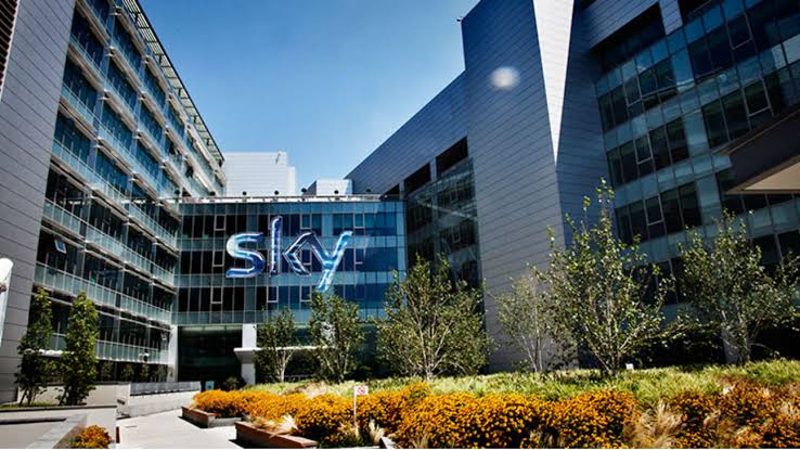 Comcast’s Sky to Acquire ITV’s Networks and Streaming Businesses in $2.13 Billion Deal