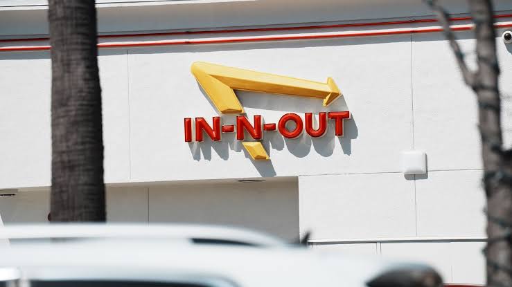 In-N-Out wants a drive-thru in a Southern California city that’s looking to outlaw them