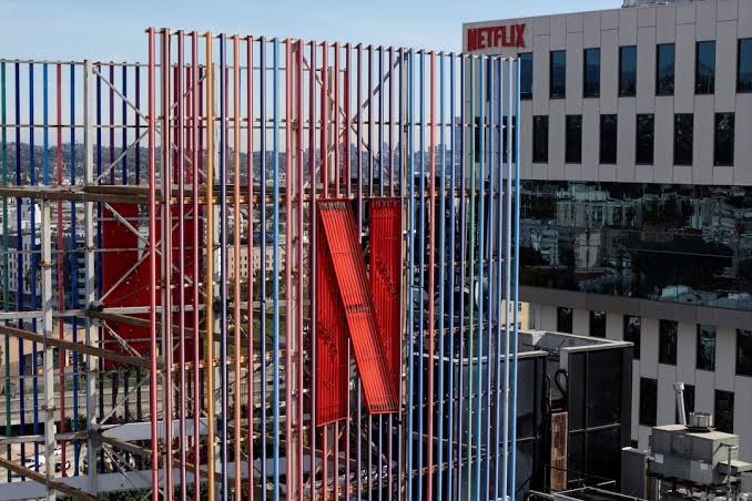 Netflix earnings forecast disappoints Wall Street, shares tumble