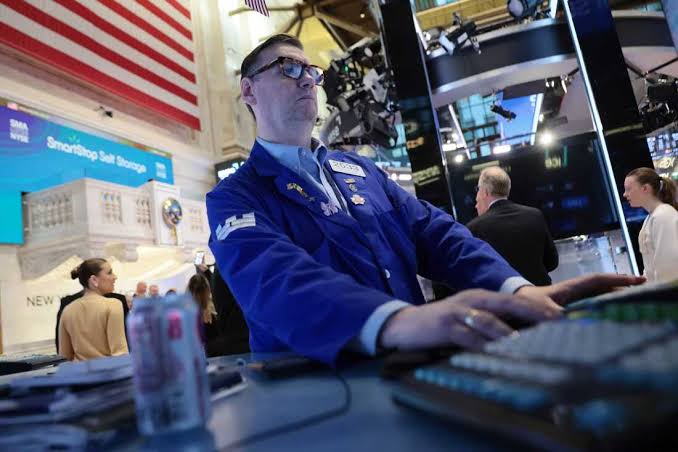 Oil prices plunge and stocks soar after U.S. and Iran agree on a ceasefire