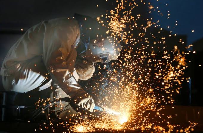 China’s factory activity returns to expansion, PMI shows By Reuters