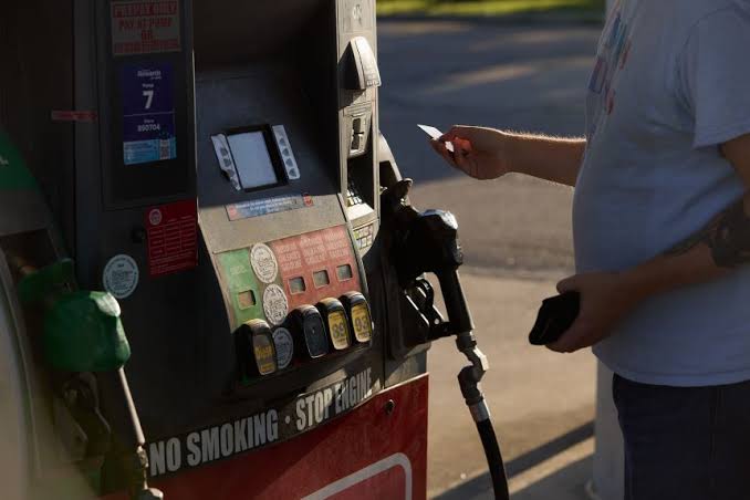 Oil prices fall on US-Iran agreement