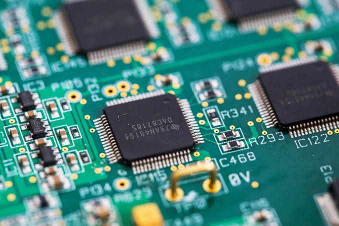 Soaring iPad, Xbox Prices Reveal Pain of Memory Chip Mess