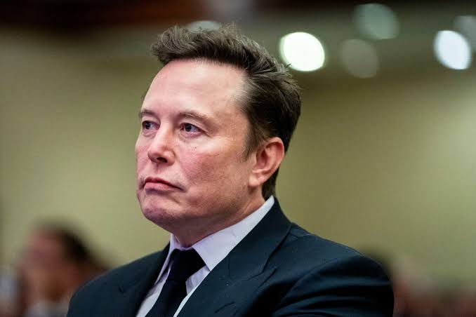 Tesla’s Profit Slides as Spending Climbs to Meet Musk’s AI Goals