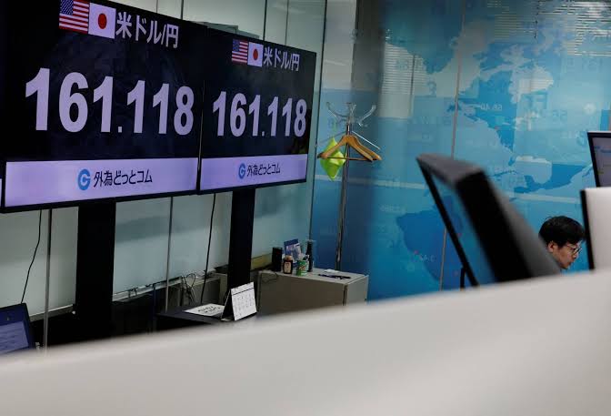 Yen nears four-decade low, and Katayama issues warning
