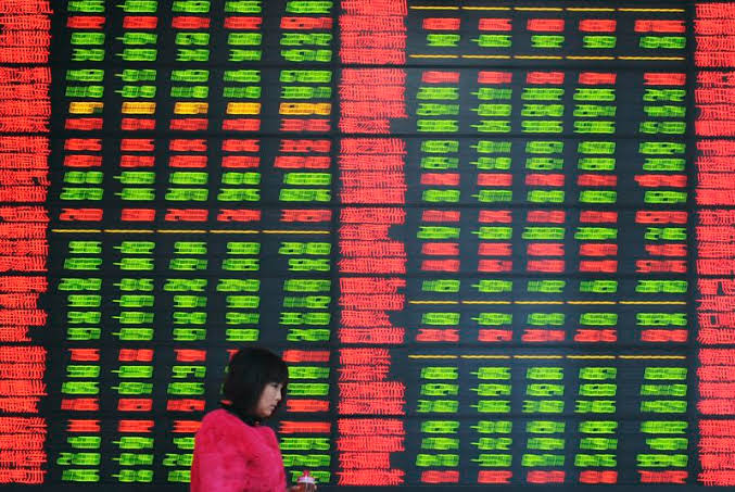 Asia stocks fall as chip rally cools, US-Iran tensions weigh