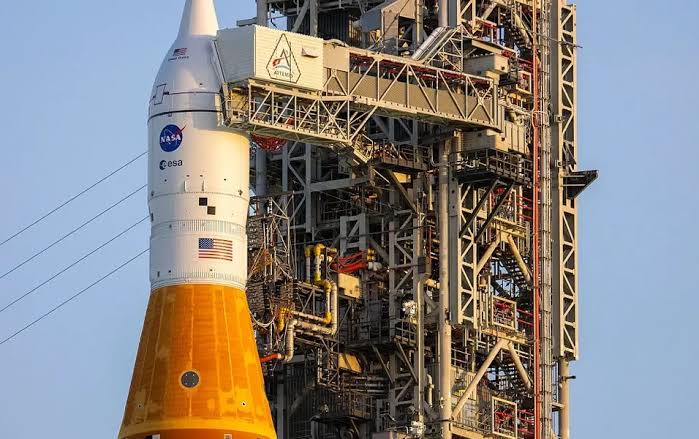 NASA begins Artemis III rocket assembly at Kennedy