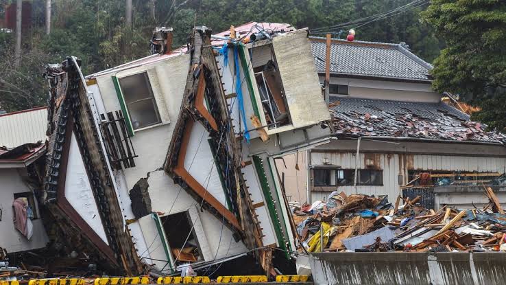 A 2011 earthquake bounced a seismic wave off Earth’s core, nudging Japan east