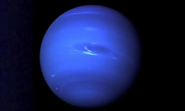 Webb telescope finds signs of ancient disaster on Neptune’s moons