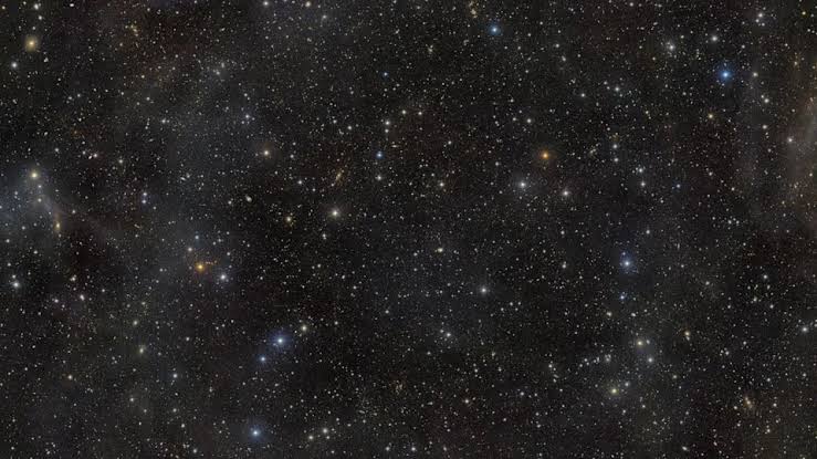 This single 3200-megapixel photo shows more than half a million galaxies and 50,000+ stars!