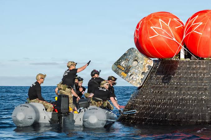 ‘Integrity, Arriving’: Navy Crew Recovers Astronauts After Artemis Mission