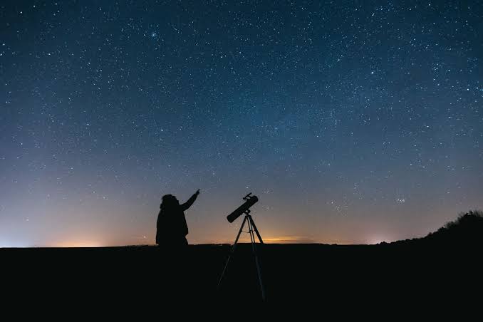 Jonathan McDowell has been tracking every object in orbit since 1989 — a one-person catalog that started as a weekly email newsletter and became the source governments and newsrooms cite when they need to know how many Starlink satellites are actual