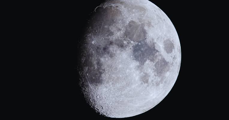 A lunar meteorite found in northwest Africa has been shown to record evidence of an asteroid impact on the Moon 3.5 billion years ago, matching independently dated impacts on Earth and on the asteroid 4 Vesta from the same period, at the moment life on Ea