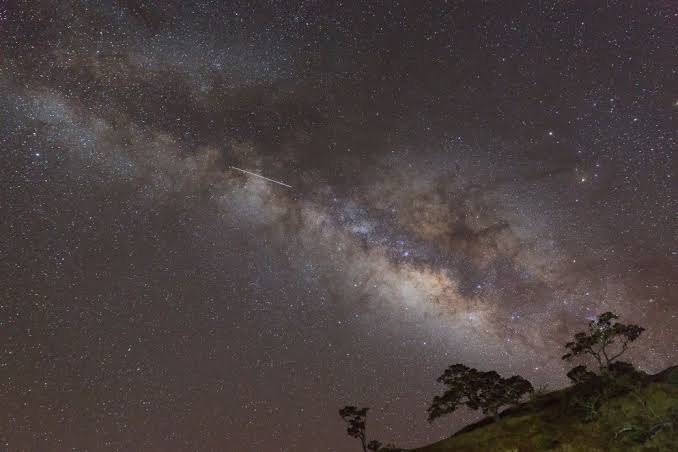 Sky-gazers can look forward to a double meteor shower peak this week. How and when to see it