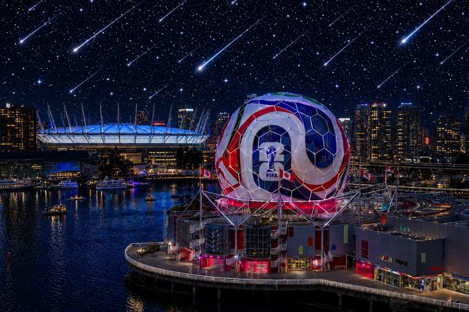 Three Meteor Showers Are Lighting Up Vancouver’s Skies With Fireballs This Month
