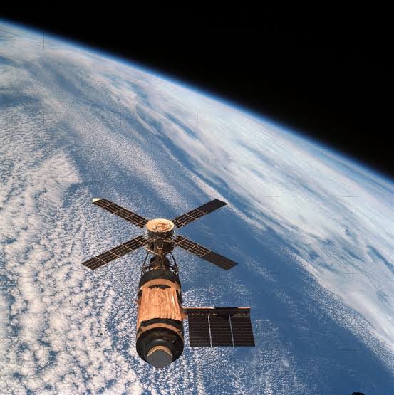 Skylab cost roughly $2.2 billion, hosted nine astronauts across three missions and remained in orbit for just over six years — before breaking apart over Western Australia, where its remains became museum exhibits, Lucite-encased souvenirs and, according t