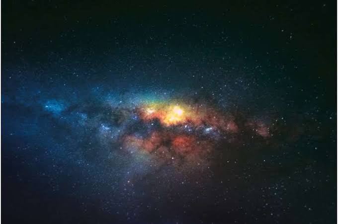 Taking dark energy out of the equation: Mathematicians challenge the standard cosmological model of the universe