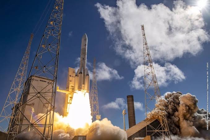Arianespace launches its heaviest payload to date with Amazon Leo flight