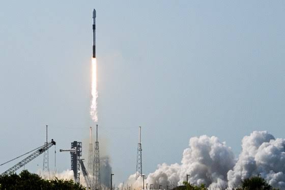 A defunct SpaceX rocket is about to crash into the moon