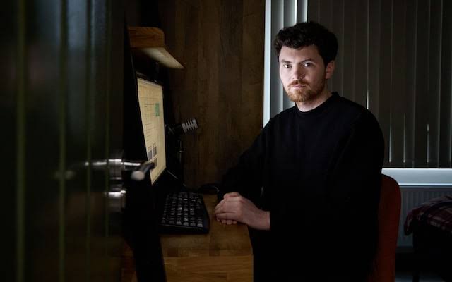 An amateur sleuth is singlehandedly demolishing dangerous scientific groupthink