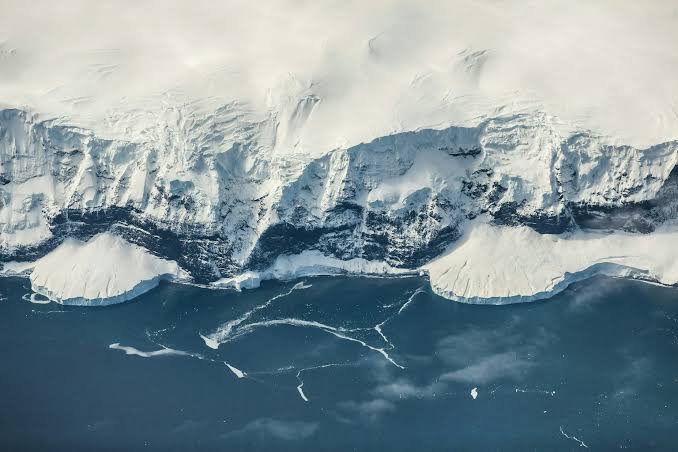 Why Antarctica froze millions of years before the Arctic – new research