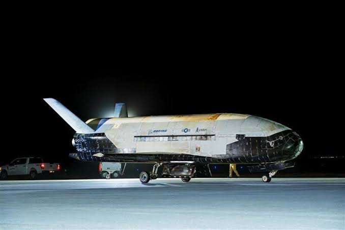 US Space Force Should Prepare to Put Active-Duty Troops on the Moon, Report Argues