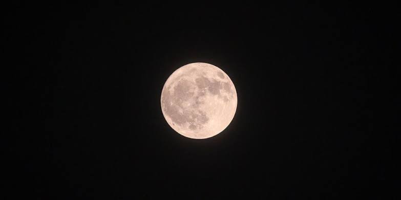 Look up: Rare Blue Moon and 4 planets will shine across the sky at the end of May