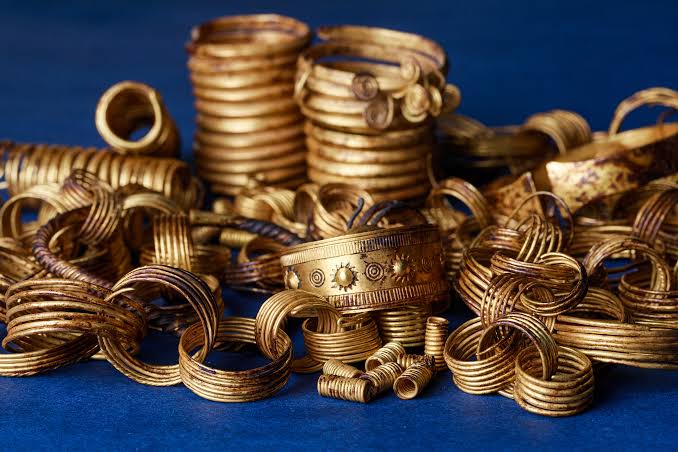 Gessel gold hoard: A 3,300-year-old stash of gleaming treasures that's one of the largest Bronze Age hoards from Europe