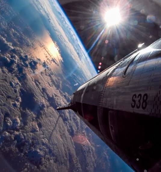 SpaceX is launching a secret spacecraft that could change how things are made in space