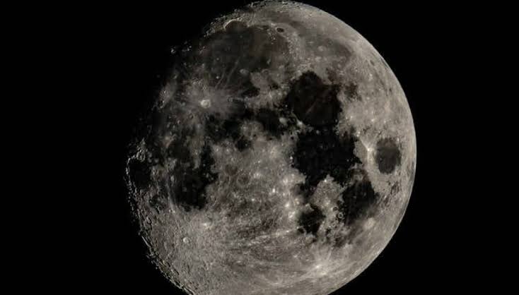 NASA boss balks at billion-dollar estimate for recycled Moon rover