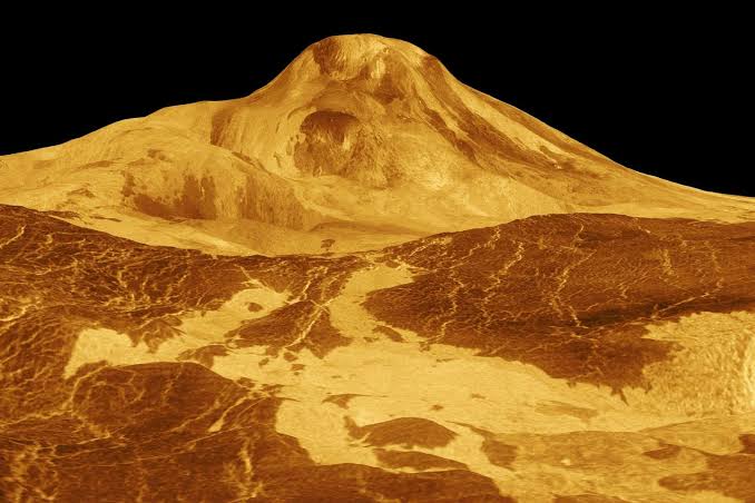 Why is Venus hotter than Mercury, when Mercury is closer to the Sun?