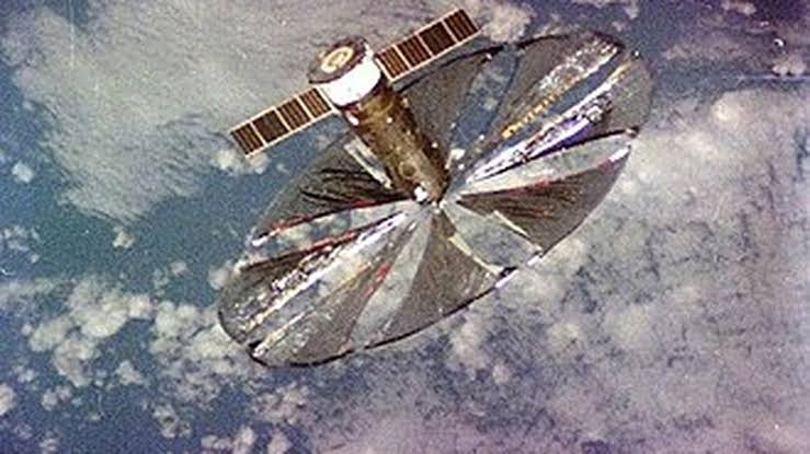 U.S. regulator green-lights mission to launch giant mirror to orbit