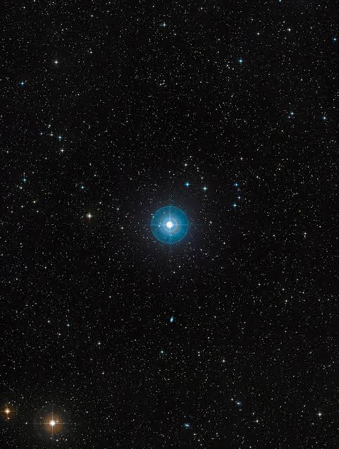 Giant Alien World Found Hiding in Plain Sight for 11 Years