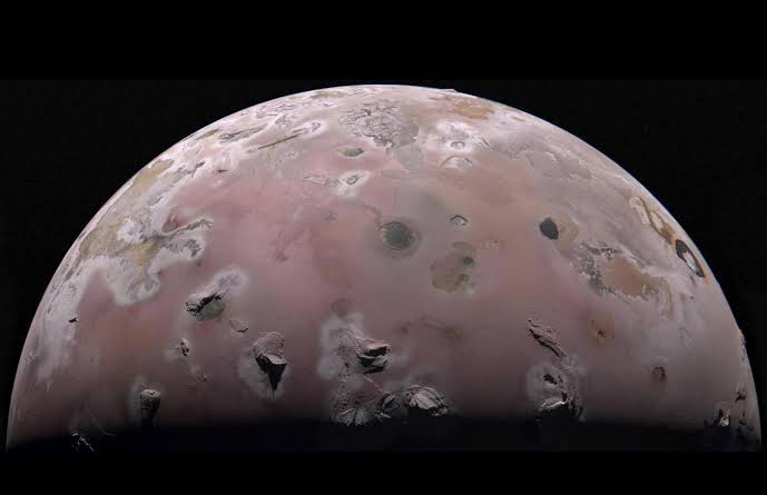 NASA’s Juno Takes Temperature of Jupiter’s Fiery Moon Io