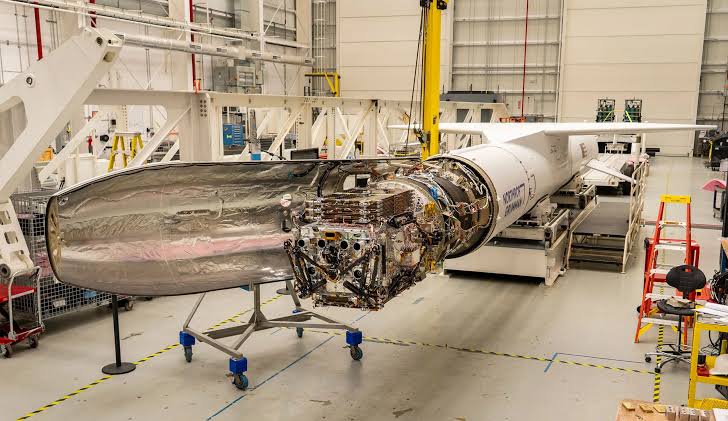 SpaceX tests new vehicle, Swift gets a lift