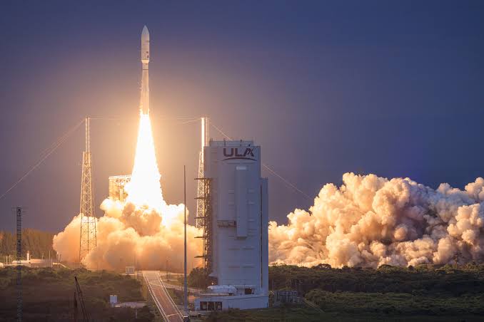 SpaceX and ULA knock out Friday launches despite Blue Origin explosion