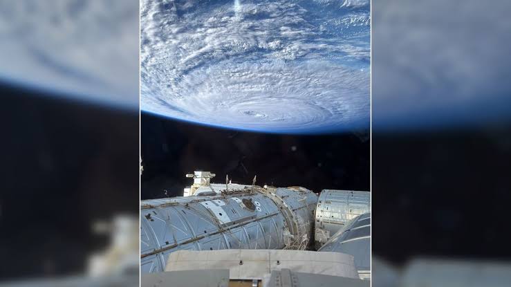 ISS astronaut spies a swirling super storm photo of the day for Aug. 4, 2026