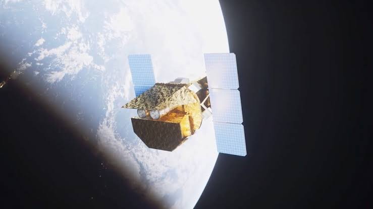 1st-of-its-kind mission will attempt to save aging space telescope using robot spacecraft