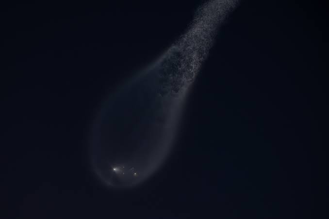 SpaceX’s sunrise Starlink launch adds 29 satellites to low Earth orbit megaconstellation