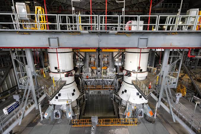 NASA’s Artemis III Flight Hardware Stacks Up at Kennedy