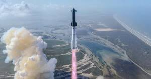 Slow-Mo Video Captures Shockwaves From the SpaceX Starship Megarocket