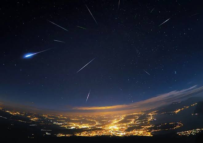 A Perfectly Timed Perseid Meteor Shower