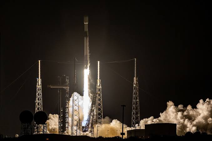 SpaceX’s Falcon 9 Rocket Is About to Crash Into the Moon—and It Could Be Visible From Earth