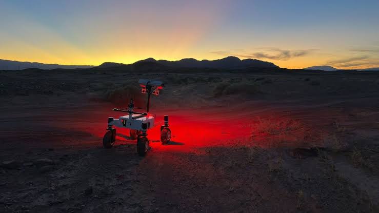 NASA tests advanced new Mars rover prototype in the California desert (video)