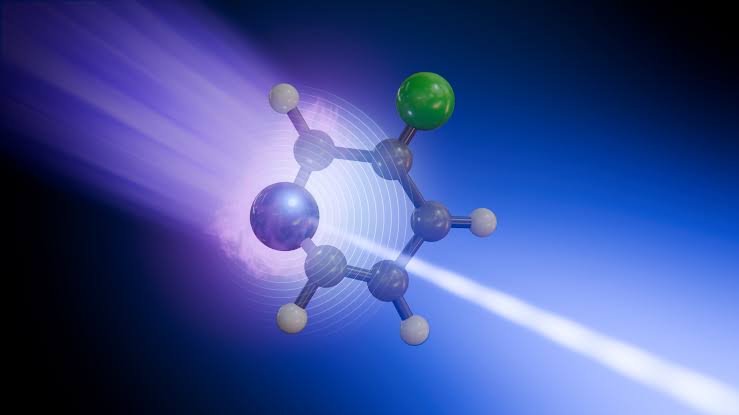 Atoms tell different stories when light hits a molecule in trillionths of a second